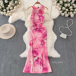 Chicas picantes de flujo de rosa perfume cuello bufanda de seda de seda falda corta de corte de alto grado vestidos delgados mujeres verano