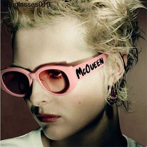 Spicy Girls Street Photo Gafas de sol Personalidad femenina Graffiti Letters Cat Eyes Gafas de sol Moda Hombres Hip Hop Gafas