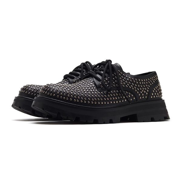 Spikes Hombre Zapatos de vestir Remaches Hombres Diseñador Oxford Punk Hombre Zapato formal