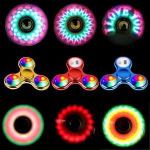 Spinnende bovenste LED -licht veranderen fidget spinners vinger speelgoed Kids Toys Auto Change Patroon met Rainbow Up Hand Spinner D57