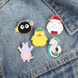 Spirit World Email Pin Dragon Mouse Duck Carrot Cool Broches Bag Rapel Pin Childhood Cartoon Movie Badge Sieraden Gift voor kinderen Vele broches