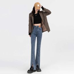 Splitgesneden jeans voor damesveer en herfst 2024 Nieuwe dames met hoge taille elastische afslank en vloer dweilen micro -wijd uitlopende broek