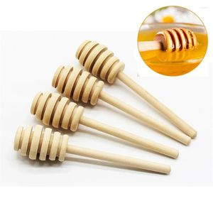 Cucharas 30 PCS Madera Miel Dipper Stick Servidor Agitador Varilla Mezclador Agitador Cuchara Fiesta de boda Bar Suministro 10.5 cm Venta al por mayor X2