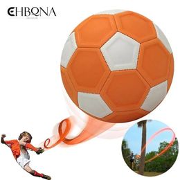 Sport Curve Swerve Soccer Ball Football Toy Kickerball pour garçons et filles Perfectionne pour le match ou le match en intérieur en plein air 240407