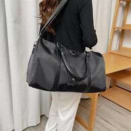 Sport Outdoor Packs Duffel Sacs Designer Men's Femme's Commerce Travel Bag Nylon Gym Shopping Handrall Holdall Carry On 183J