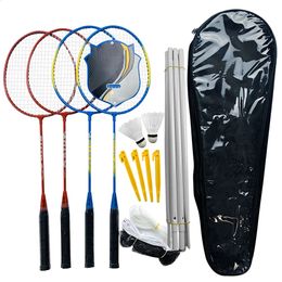 Sports Badminton Set 4 PCS Raquettes de badminton 2 balles de volant Birdies Net Sondages réglables Beach Backyard Combo Set Jeux 240122