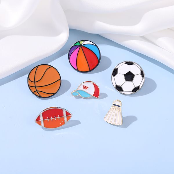 Pin esmaltado de pelotas deportivas para niños, estudiantes, fútbol, pelota de playa, broche de atletismo, alfileres, chaquetas, falda, insignia, joyería, regalos para amigos