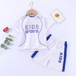 Sportkinderen sets snel drogen t-shirt shorts sportkleding basketbal pakken kinderkleding ademende zomer kinderen kleding