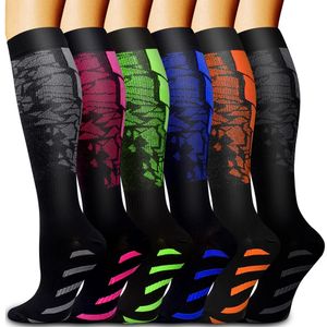 Chaussettes de compression sportive pour les femmes et les hommes de soutenance aux mollets pour courir les varices de football de football athlétique bas