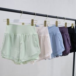 Pantalones cortos deportivos de secado rápido para mujer, pantalones de pierna ancha a juego de malla de verano, ropa de abrigo elástica antiyoga 240106