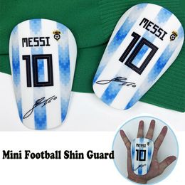 Gants de sport pour adultes, Super Mini protège-tibias de Football, protège-tibias pour enfants, coussinet de jambe de mollet, protection Anti-collision, 231202