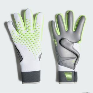 Gants de sport Gardien de but pour l'entraînement de football Latex Gardien de but résistant à l'usure Enfants Adts Accessoire de match de football Livraison directe Dhsz3