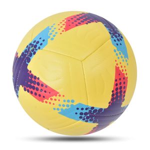 Gants de sport Ballons de football Taille officielle 5 Matériau PU cousu à la machine Objectif d'entraînement de football de haute qualité Match League futebol 231114