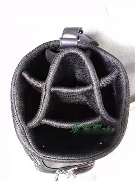 Matériel SPORTIF Fers à bois de golf Clubs de putter Manche en graphite et motif de couvre-chef Boîtes Sacs Duffle personnalisation de l'arbre en cuir Voyage d'entraînement De nombreuses marques disponibles