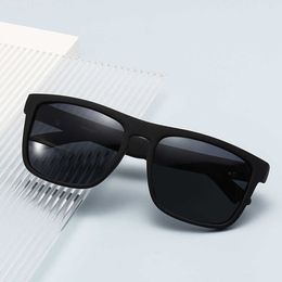 Sport gepolariseerde D731 Fashion Elastic Paint designer heren vintage zonnebrillen merken voor dames heren Outdoor fietsbrillen