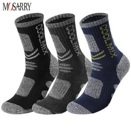 Chaussettes de sport 3 Pairsset Autumn Professional Outdoor Sport Cycling Men Basketball Football Football Running Trekking Winter 231213