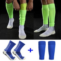 Chaussettes de sport Un ensemble de protège-tibias de football à haute élasticité Adultes Enfants Couverture de leggings de sport Équipement de protection extérieure Nop Slip Chaussettes de football 231113