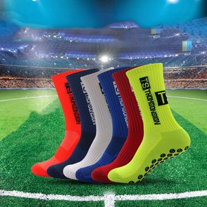 Chaussettes de sport Antislip Football Chaussettes Hommes Femmes Antislip Football Basketball Tennis Sport Chaussettes Grip Cyclisme Chaussettes D'équitation 3845 J230517