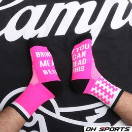 Chaussettes de sport Brand New Si vous pouvez lire ceci Apportez-moi une bière Chaussettes de sport Femmes Hommes Chaussettes de cyclisme Qualité Vélo Courir Escalade Chaussette T221019