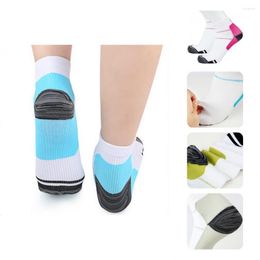 Chaussettes de sport Vêtements 1 paire Respirant Couleurs contrastées Hommes Simple Running Forte ténacité Pour le cyclisme