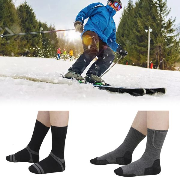 Chaussettes de sport chaussettes chauffantes électriques alimentées par batterie chaussettes thermiques par temps froid pour hommes femmes Camping en plein air randonnée moto chaussettes d'hiver chaudes 231124