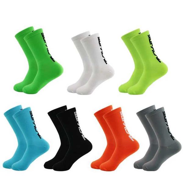 Calcetines deportivos Calcetines deportivos personalizados profesionales de alta calidad calcetines transpirables para bicicleta de montaña YQ240126