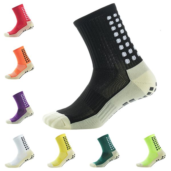 Chaussettes de sport Nouveau Football Coton Carré Silicone Ventouse Grip Anti Slip Football Hommes Femmes Sport Balle de Tennis 230918