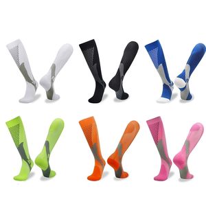 Chaussettes de sport Bas de compression longs professionnels Sports Fitness Chaussettes aux genoux Serviette Bas Chaussettes de football antidérapantes pour hommes 230724