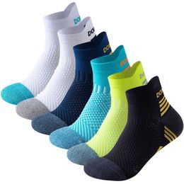 Chaussettes de sport Professional Marathon Running Chaussette Hommes Femmes Sports Fitness Épaissie Rembourrée Tube Court Low Cut Bateau Cheville Chaussettes P230511