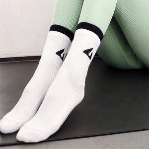Calcetines deportivos Mujer Tubo medio Impresión Yoga Secado rápido Algodón antibacteriano Transpirable Tendencia Correr Equitación Baloncesto