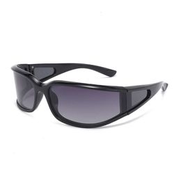 Sport zonnebrillen voor mannen en vrouwen gepersonaliseerde zonnebril winddichte fietsglazen Nieuw nachtzichtapparaat voor export