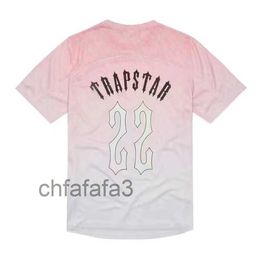 Deportista Diseñador de alta calidad Camisetas para hombre Match Trapstar Camisetas Polos Parejas Carta Mujeres Jerseys de moda Camisetas Tamaño S-XL UTC3