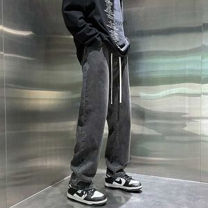 Spring American Jeans 2023 NIEUWE MENS VERGELEGENDE LONG BROEK ZICHT SLEAND EN DIKT DICHT wanneer ze stijlvolle Koreaanse jeans draagt