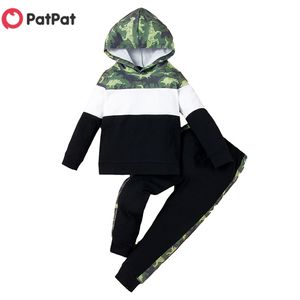 Lente en herfst 2-delige baby / peuter Gestreepte dinosaurus lange mouwen Hooded Pullover Broek Kleding Sets 210528