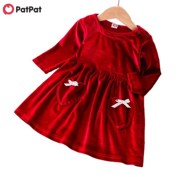 Printemps et automne bébé / enfant en bas âge Bowknot Red Velvet Robe à manches longues Vêtements pour enfants 210528