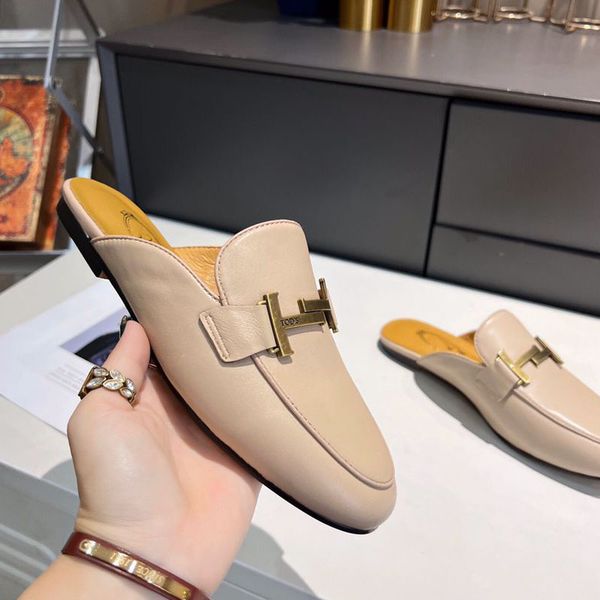 Zapatillas de moda de diseñador de primavera y otoño, sandalias informales de cuero para mujer, zapatos de oficina de tendencia cómodos y bonitos, sencillos