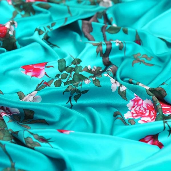 Primavera y verano 108 cm de ancho 19 mmm estiramiento verde satin tinta tela tela de seda ropa cheongsam seda al por mayor