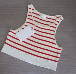 2023 Lente en zomer camisoles nieuwe brief jarretel buitenkleding gebreid vest vrouwelijke binnenkant nemen mouwloze top tij