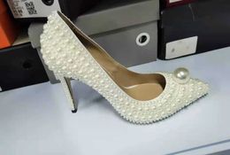S￩rie de cha￮nes de diamants de printemps et d'￩t￩ Les chaussures ￠ talons hauts pour femmes sont d￩sormais disponibles ￠ la vente