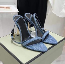 cadenas en métal ceinture de caractère étroite sandales à talons hauts 10.5cm en cuir pour femmes robe de luxe banquet chaussures pour femmes boîte d'origine designer usine chaussure
