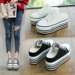 Lente en zomer nieuwe casual schoenen dames innerlijke verhoging canvas Baotou damesslippers ronde neus vetersluiting dikke zool damesschoenen