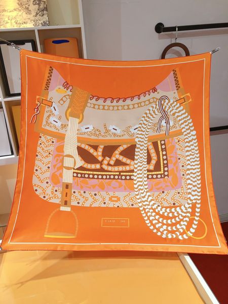 Frintemps et d'été Scouche H foulard Designer Twill Swek Scarpe Orange Color Saddle Print Match Top Brand H Letter Square Châle Bandeau de haute qualité Cadeau 90x90cm