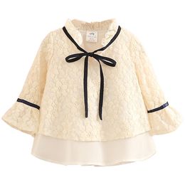 Lente herfst 2 3 jaar 90 100 cm kinderkleding witte kleur trompet lange mouw prinses basic T-shirt voor kinderen baby meisjes 210625