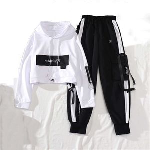 Lente Herfst Vrouwelijke Streetwear Cargo Broek Losse Hoge Taille Joggers Dames 2 Stuk Lange Mouwen Top met Casual Broek 211006