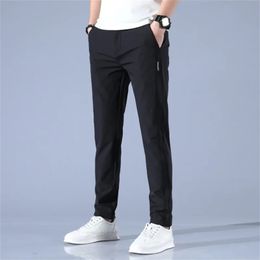 Pantalon de golf d'automne printemps pour hommes Fashion Korea Elasticity Golf Wear Mens Pantoure Sports Pantalons Long Pantalon Casual Work Pants 38 240412