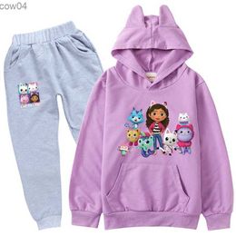 Primavera/Autunno Tuta Gabbys Dollhouse Abbigliamento Tuta Bambino Pullover Felpa con cappuccio Top + Pantaloni Set Anime Cat Bambini Ragazzo Ragazza Vestiti L230625