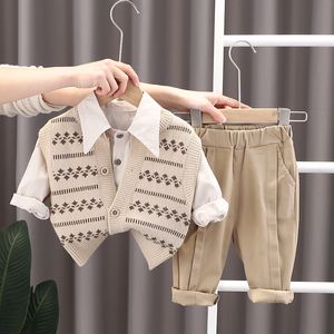 Spring babyjongens kleding sets voor kinderen outfits peuter baby gebreide vest t shirt broek 3 stuks passen bij kinderen casual kleding