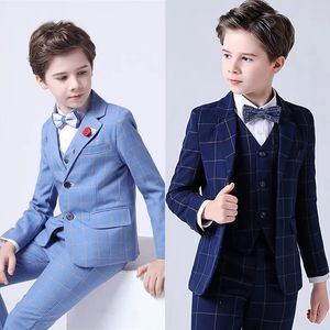 Spring Big Boys Top Kwaliteit Plaid Wedding Suit Tiener Kid Formele Tuxedo Bowtie Jurk Kinderen Blazer Party Performance kostuum 240328