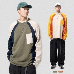 Lente contrasterende patchwork hoodie met ronde hals voor heren Japanse trend zwaargewicht top met losse bodem