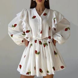 Spring Cotton and Linen Jirts sets Summer Vneck Single Breasted Tops Mini Jupe en deux pièces dames beaux costumes doux 240518